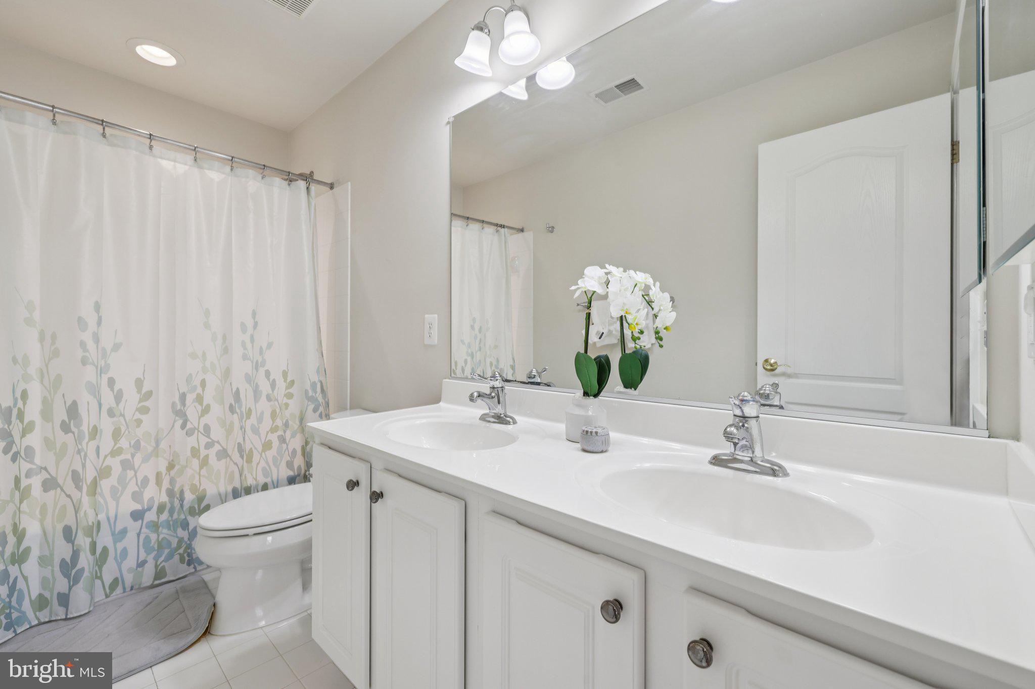 STERLING GLEN - Residential