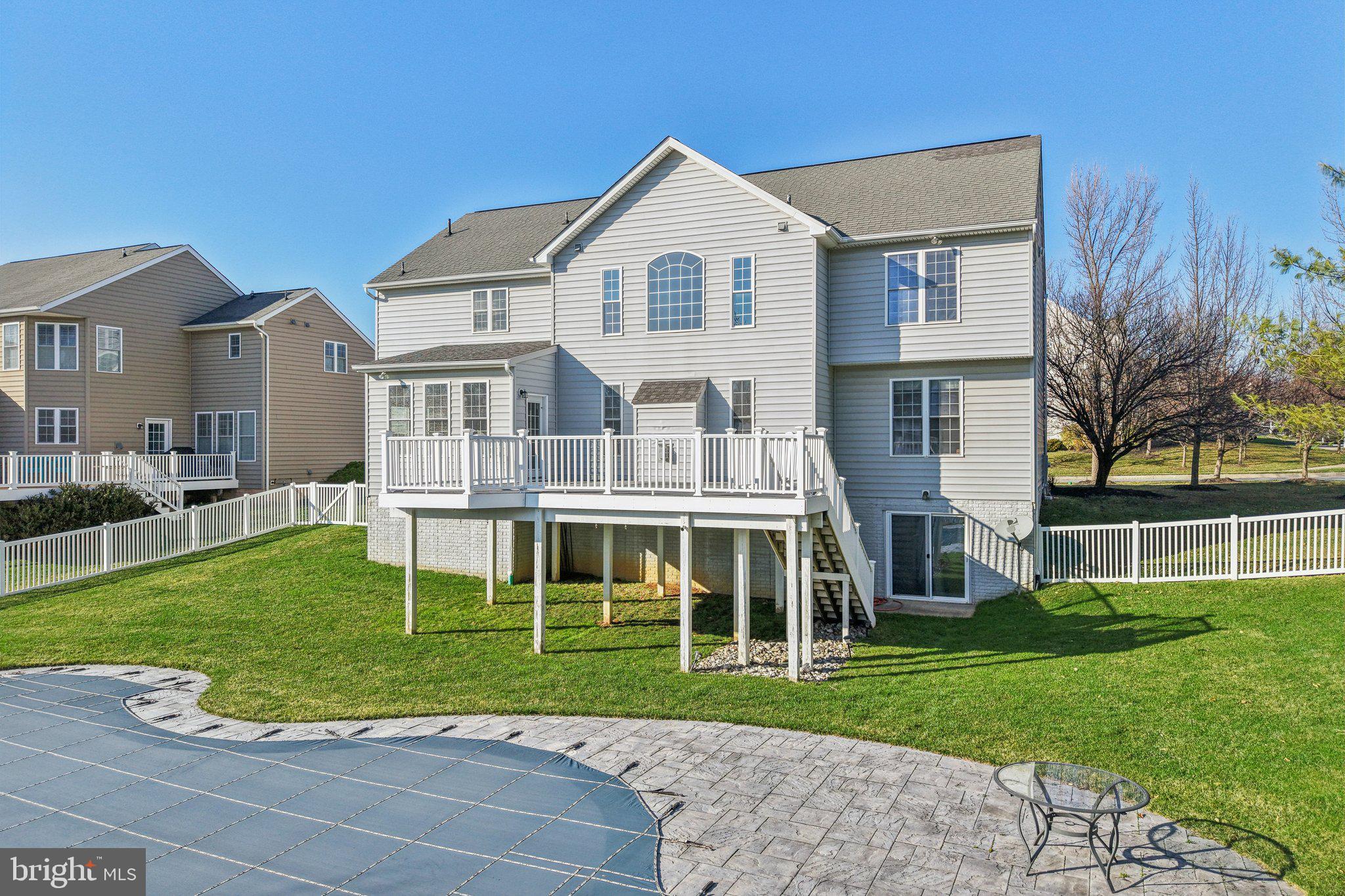 STERLING GLEN - Residential