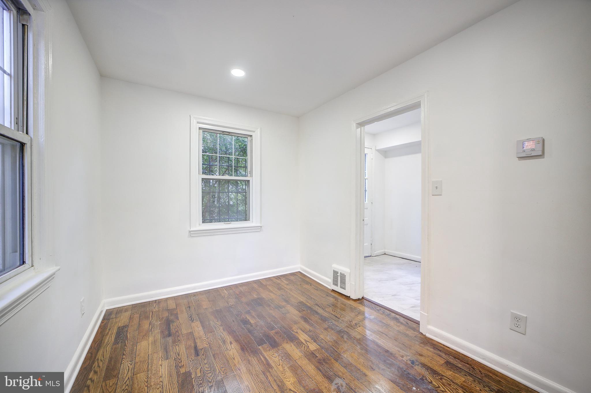 15 47TH STREET SE