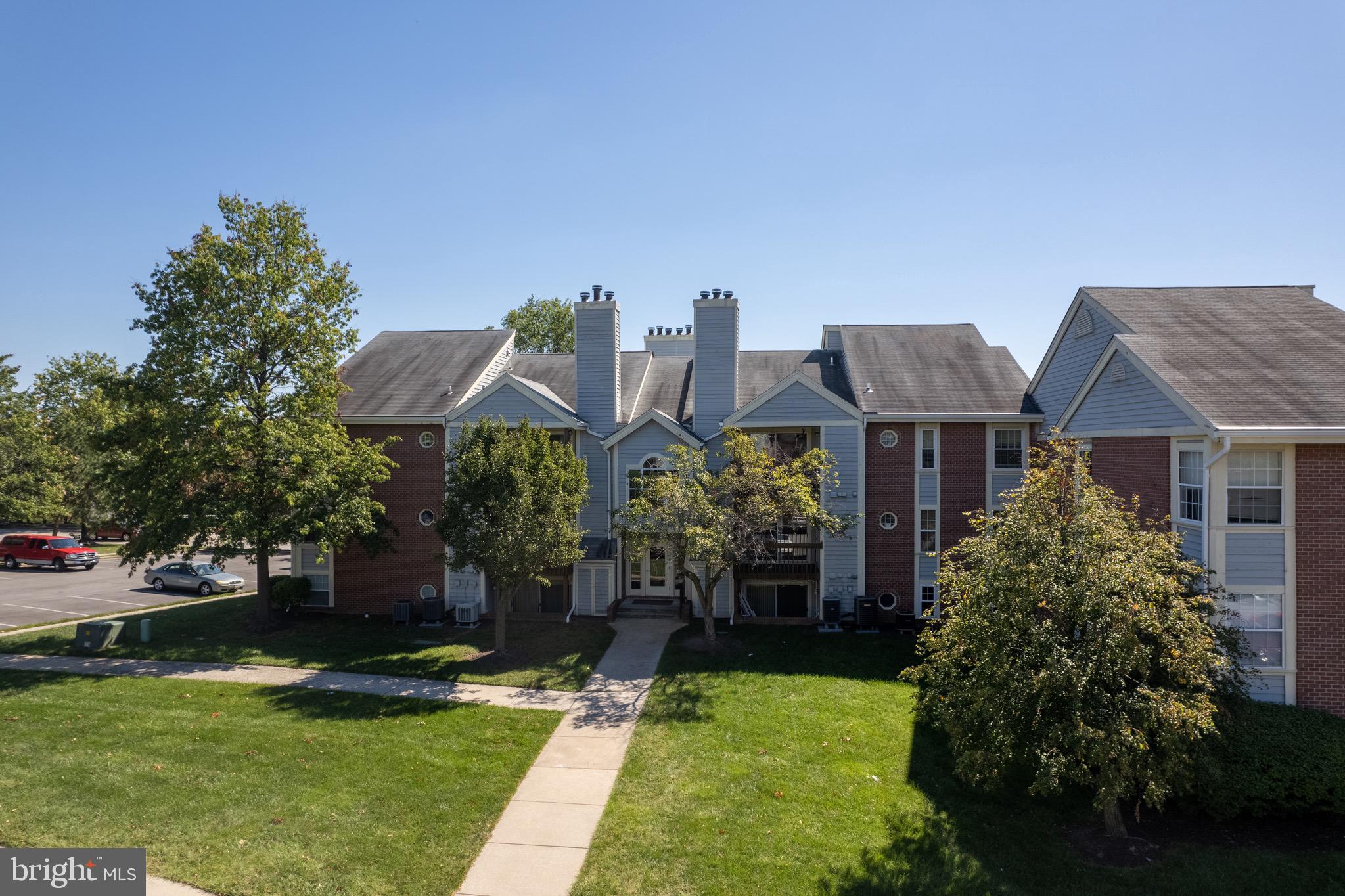 CROMWELL FOUNTAIN - Residential Lease