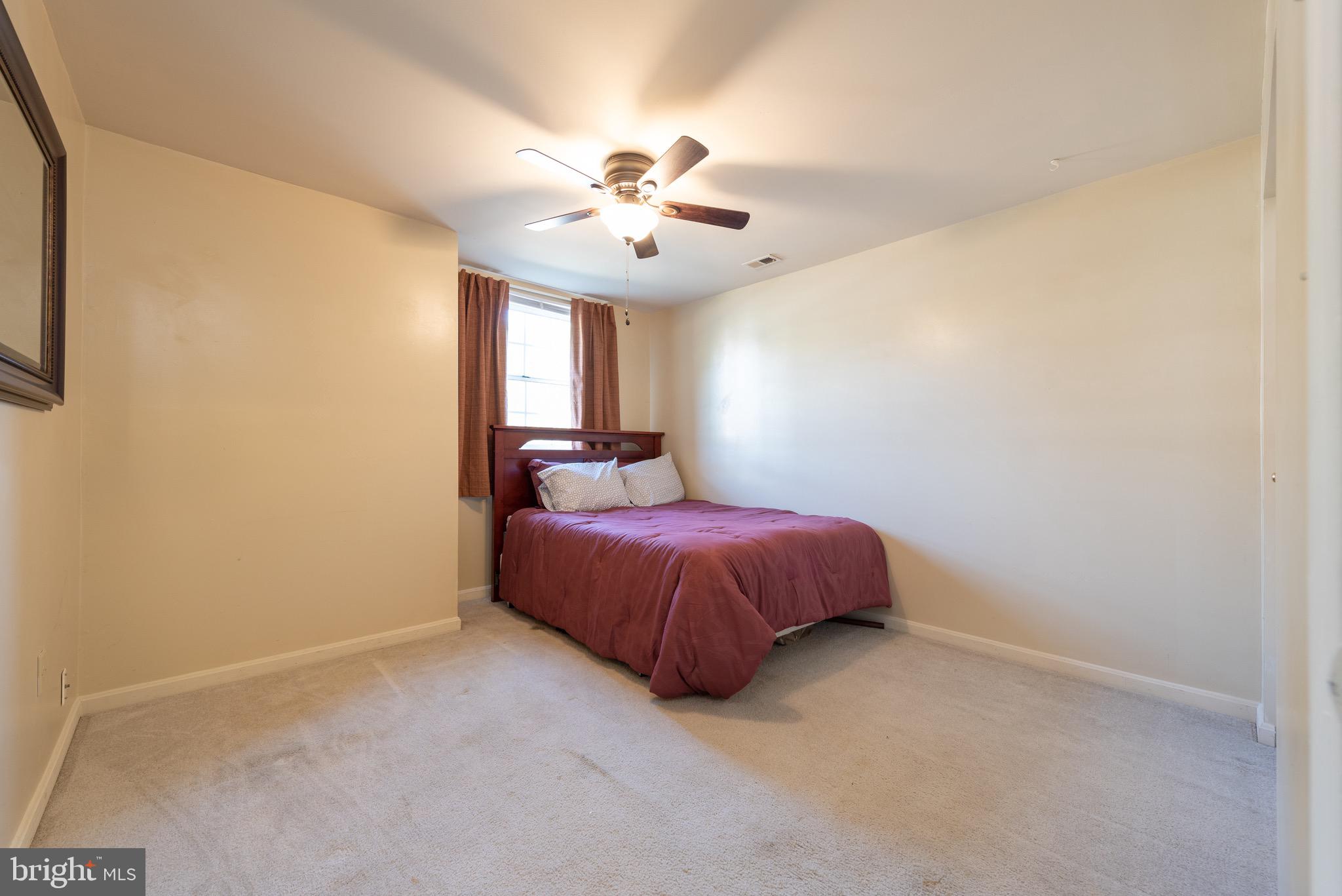 CROMWELL FOUNTAIN - Residential Lease