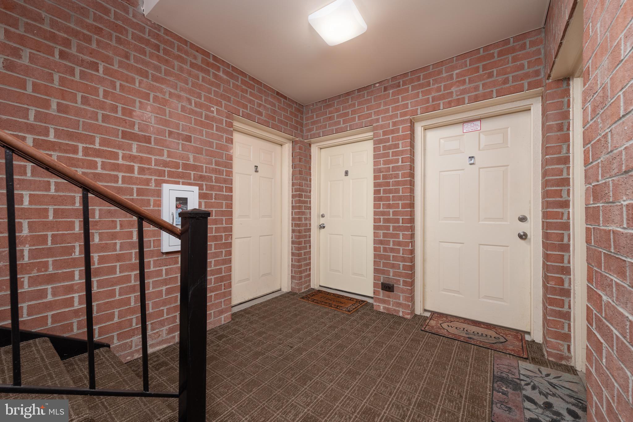 CROMWELL FOUNTAIN - Residential Lease