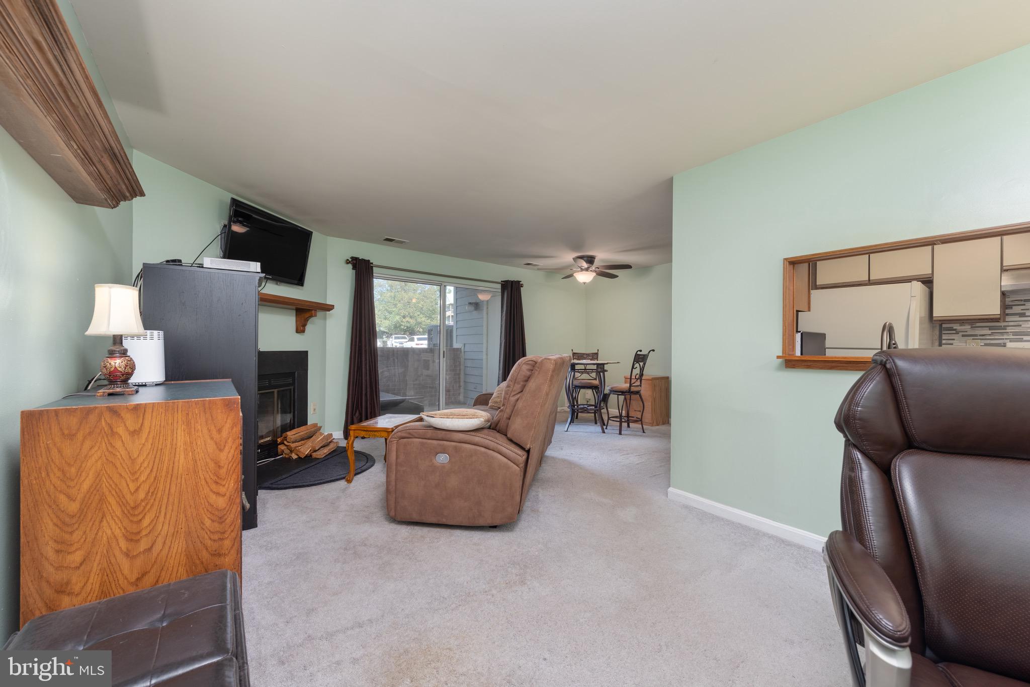 CROMWELL FOUNTAIN - Residential Lease