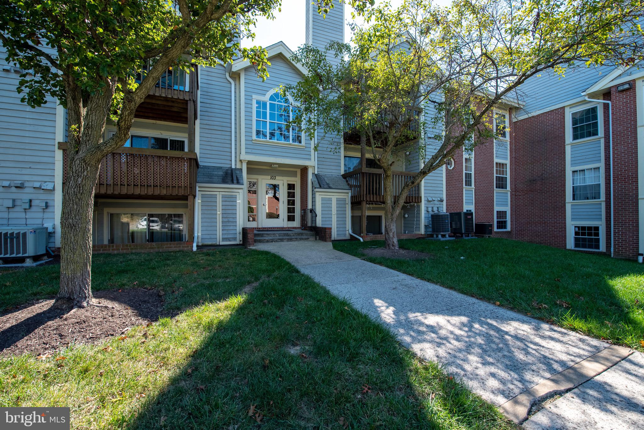 CROMWELL FOUNTAIN - Residential Lease