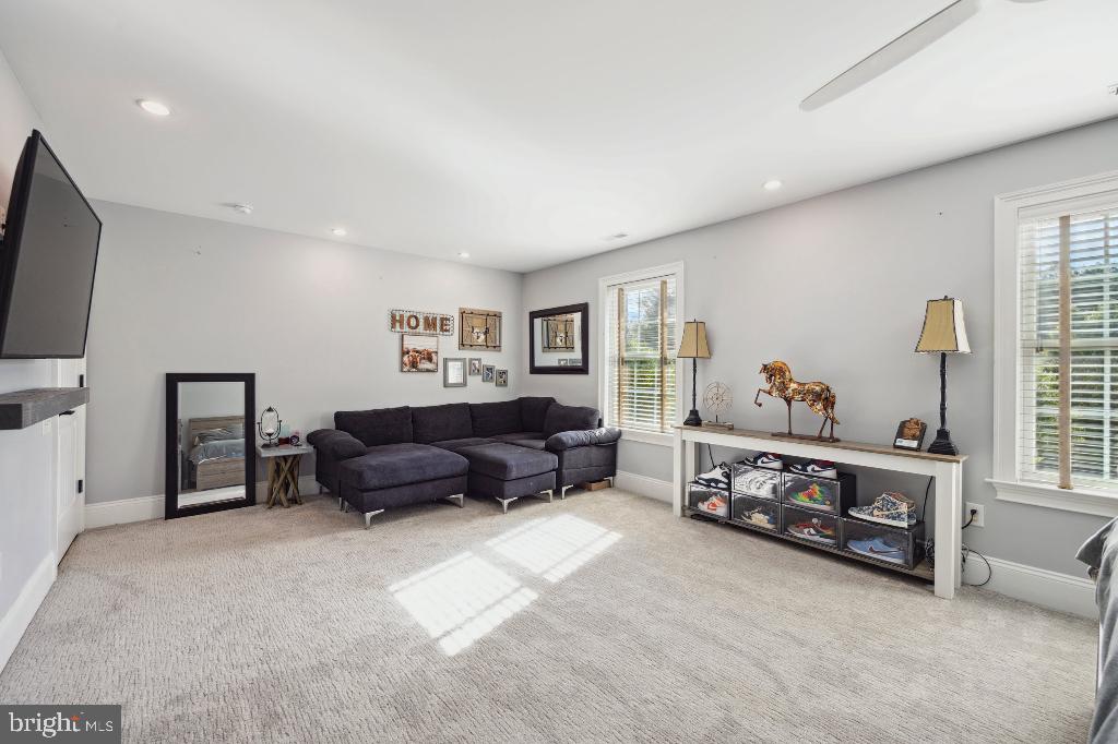 DARLINGTON POINTE - Residential