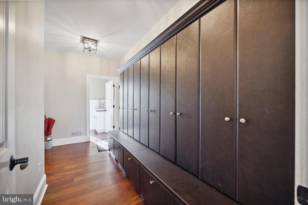 DARLINGTON POINTE - Residential