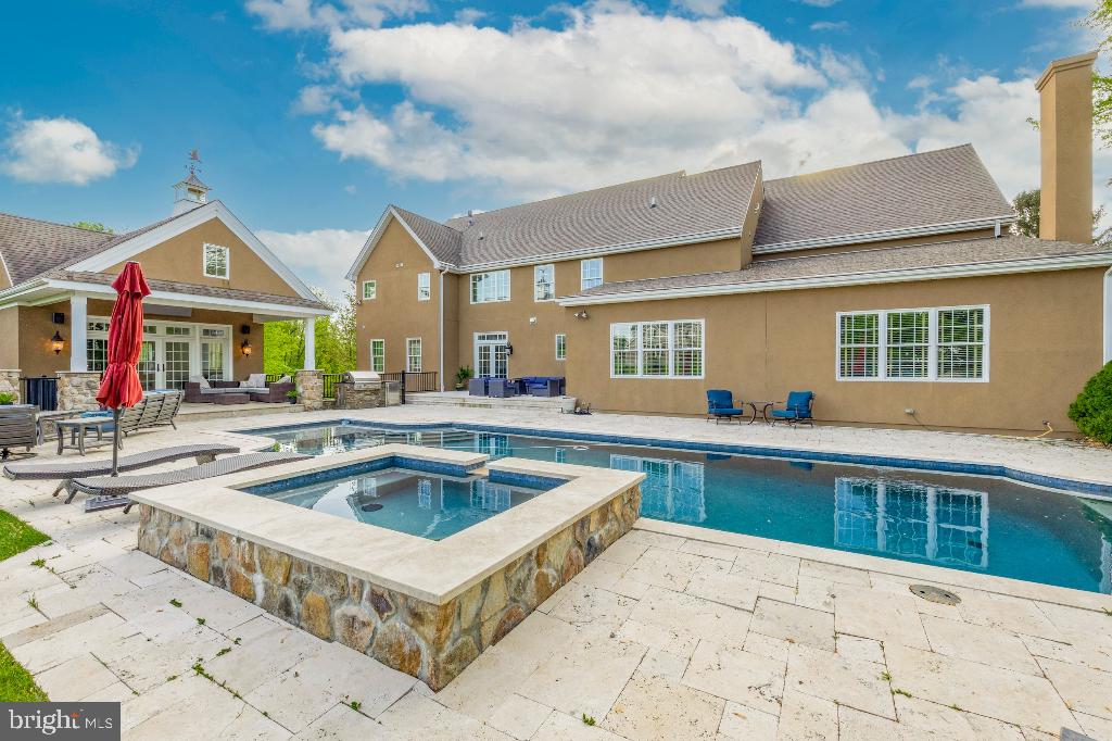 DARLINGTON POINTE - Residential