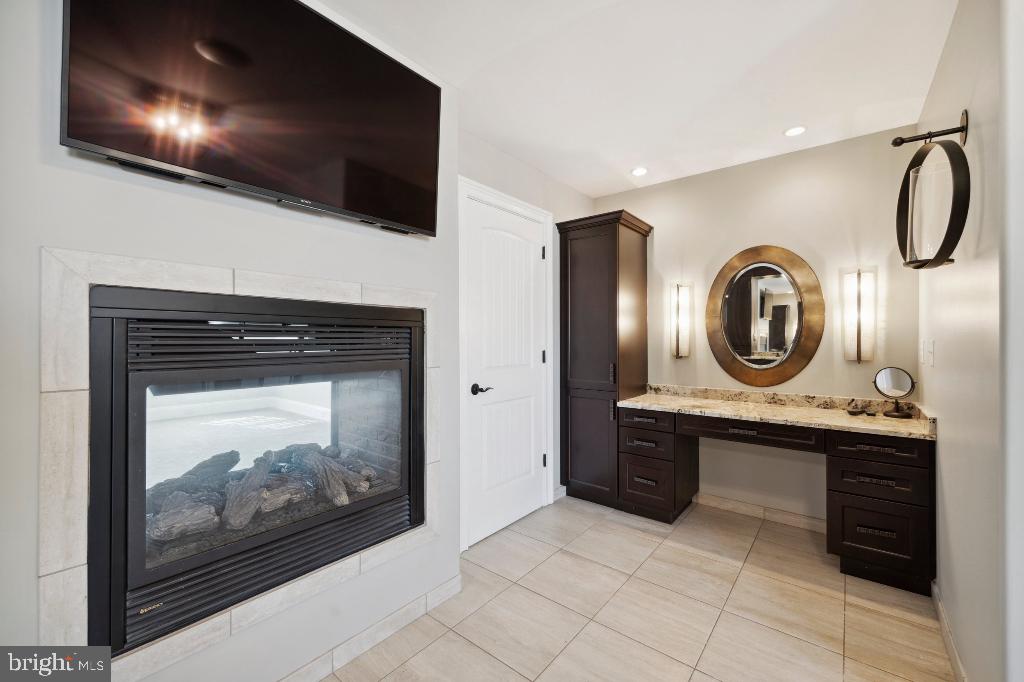 DARLINGTON POINTE - Residential