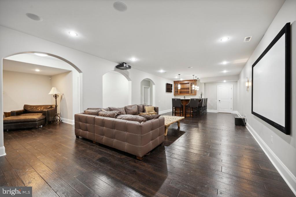 DARLINGTON POINTE - Residential