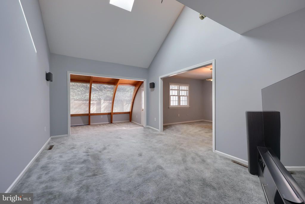 Photo of 319 N Donnerville Rd, Lancaster, PA 17603 (MLS # PALA2048182)