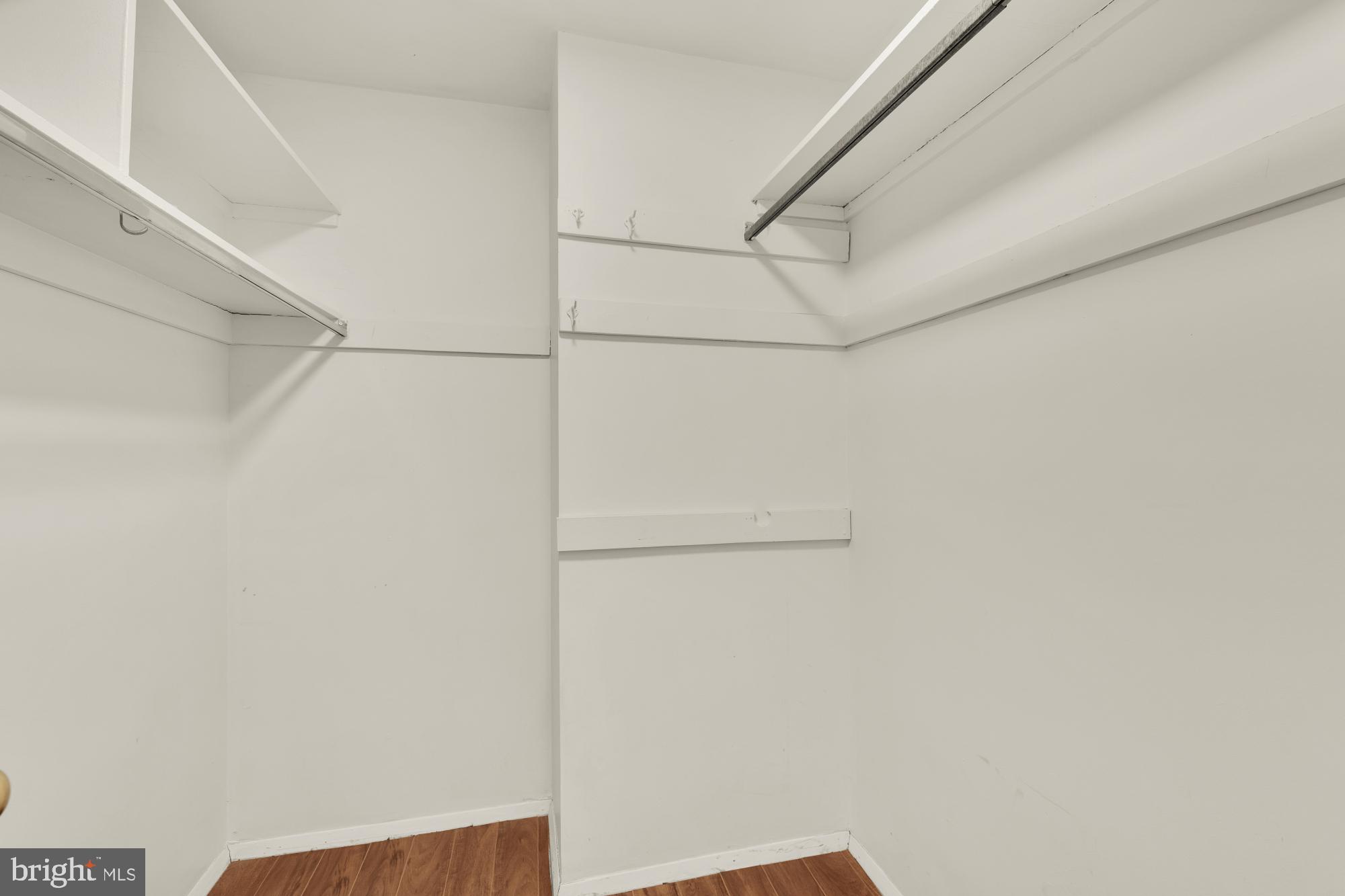 REGENCY AT MCLEAN - Residential