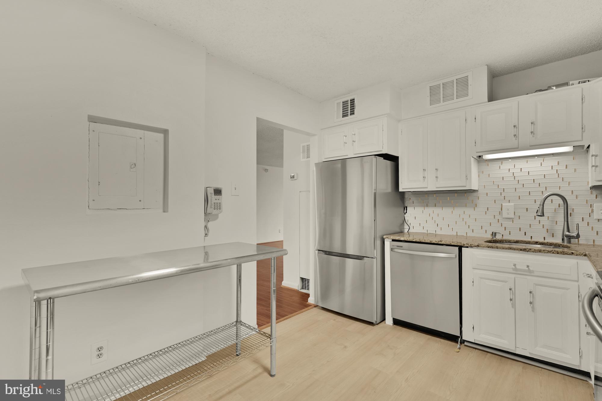 REGENCY AT MCLEAN - Residential