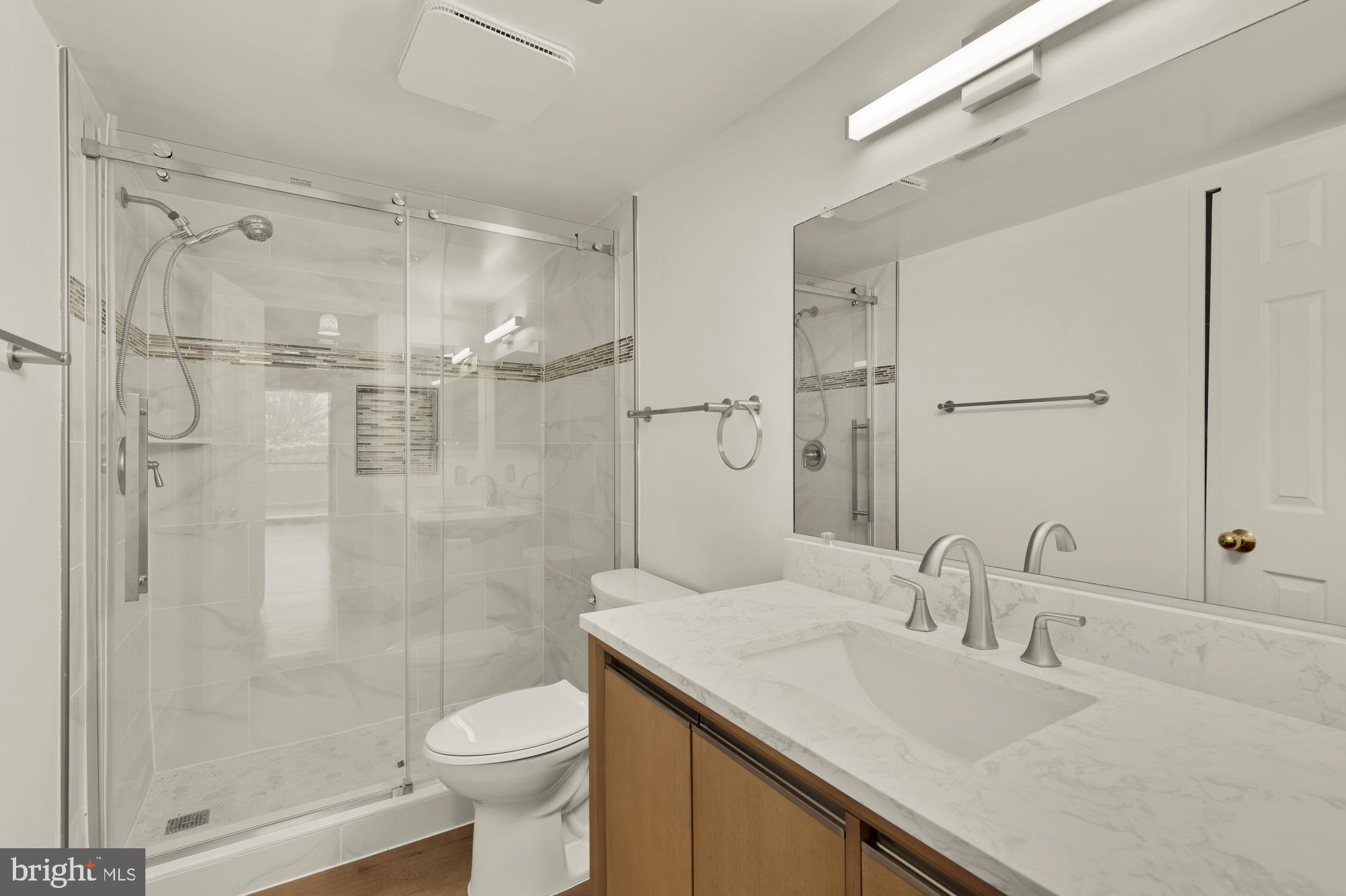 REGENCY AT MCLEAN - Residential