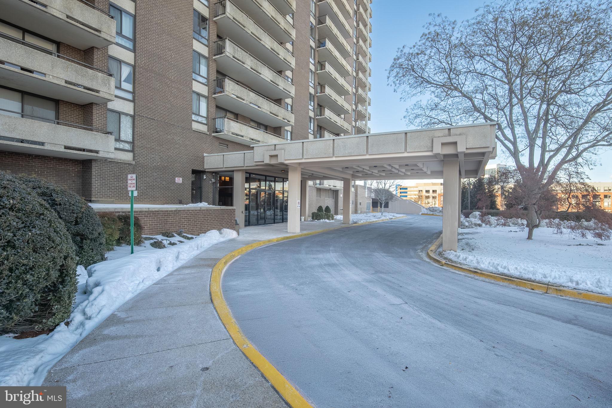 1800 OLD MEADOW ROAD 303