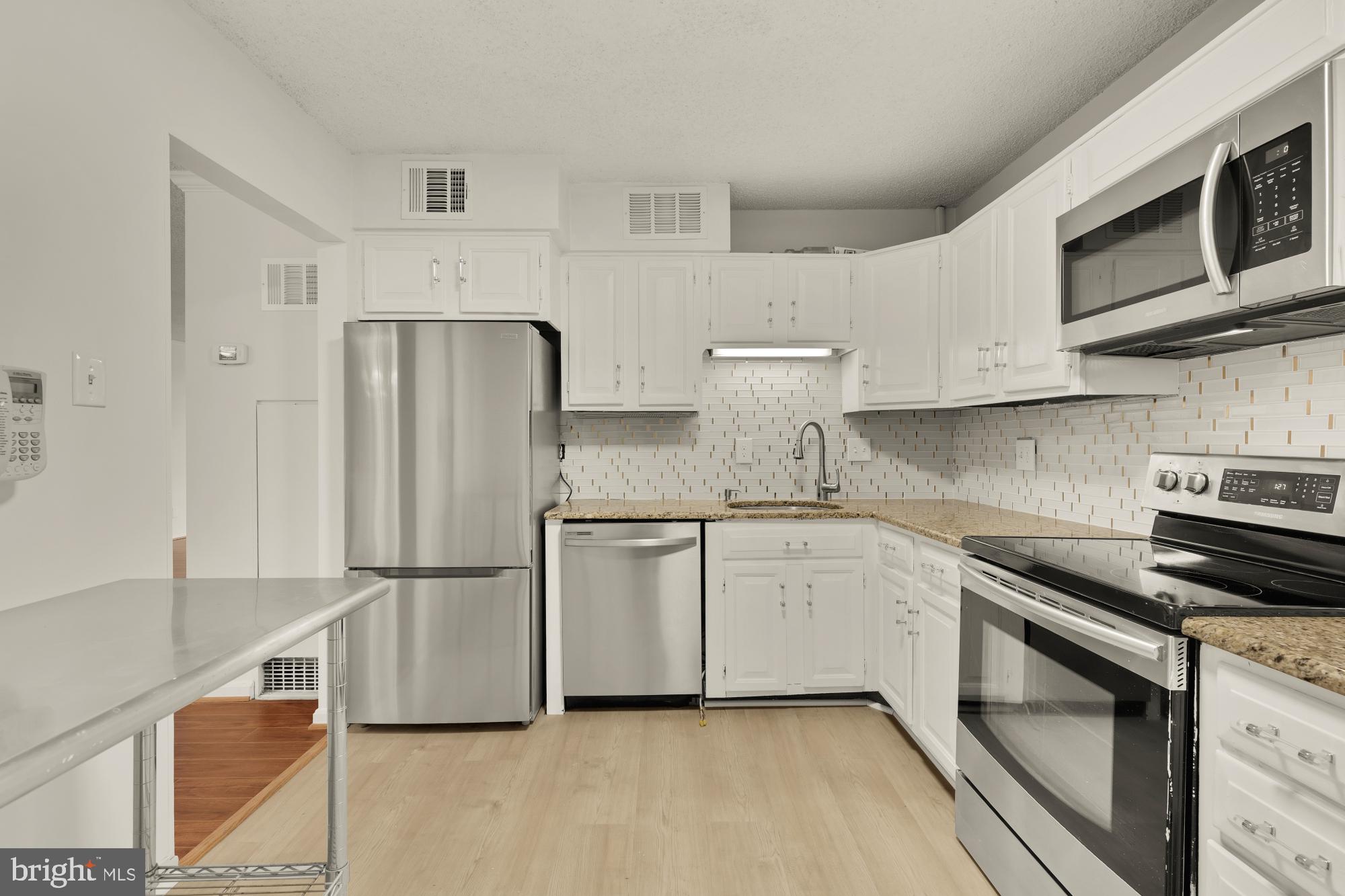 REGENCY AT MCLEAN - Residential