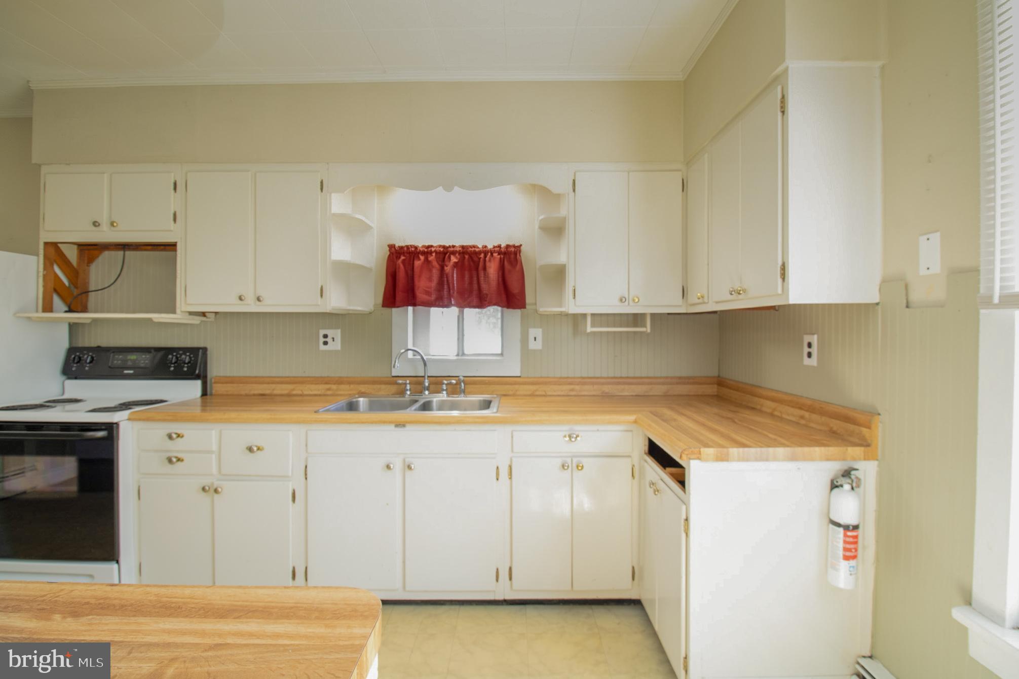 110 N DUPONT BOULEVARD