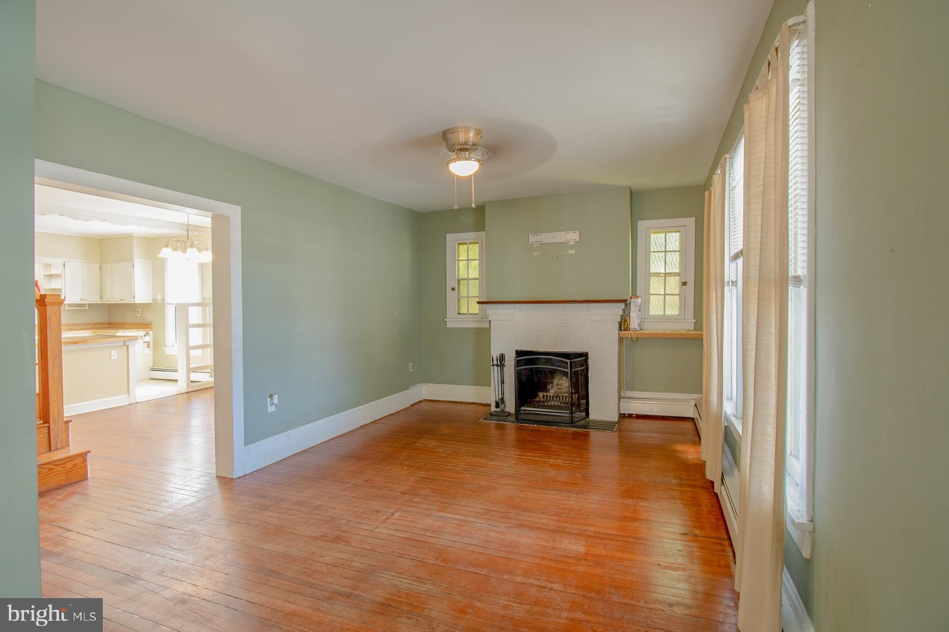 110 N DUPONT BOULEVARD