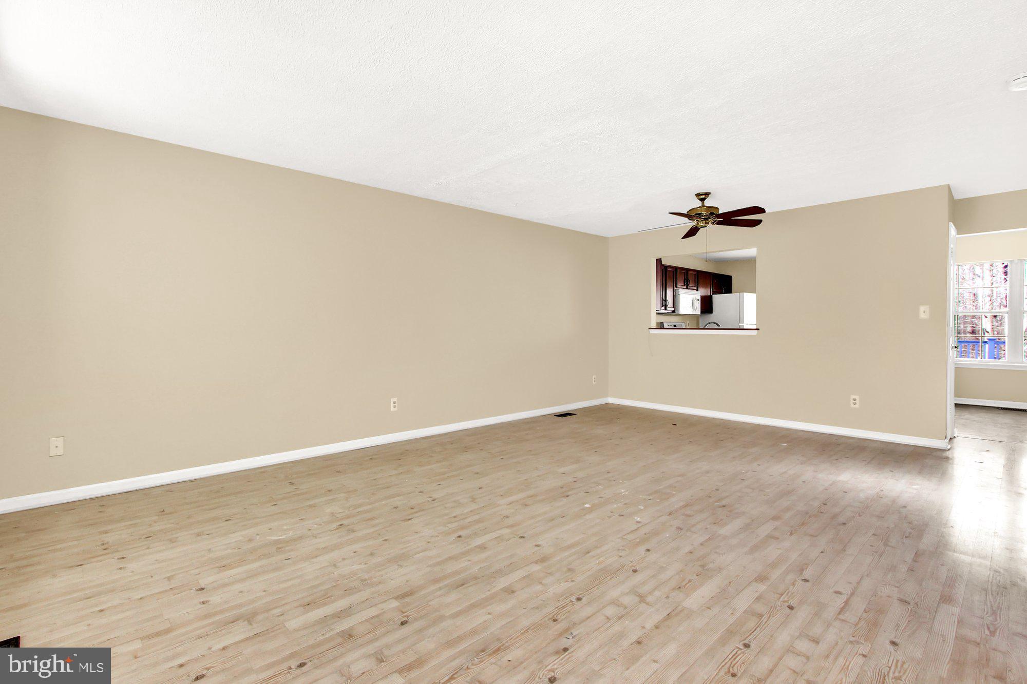 VILLAGE OF THOMAS RUN - Residential