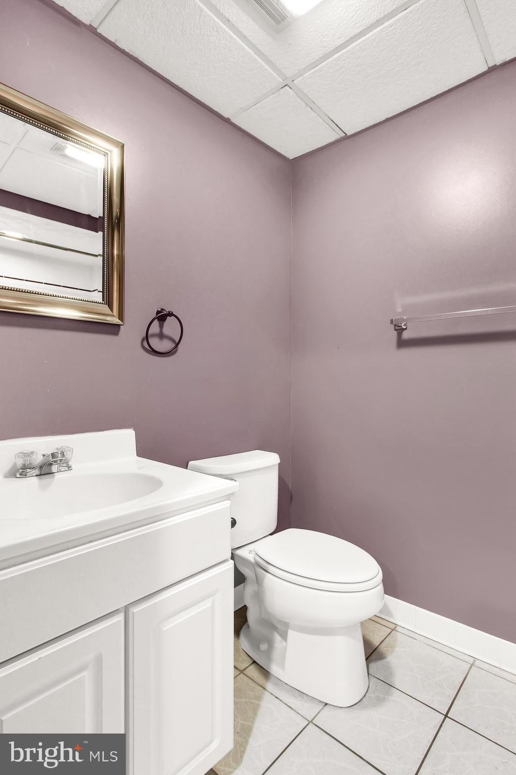 VILLAGE OF THOMAS RUN - Residential