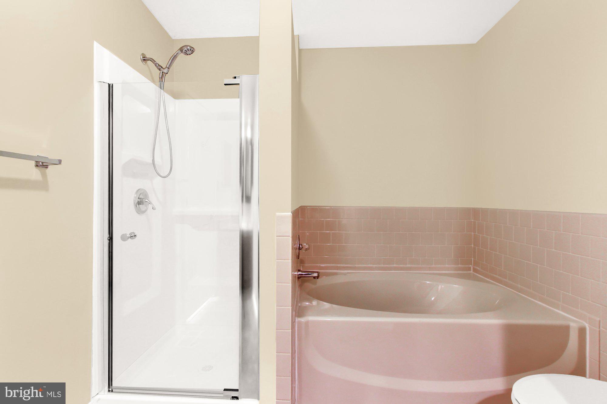 VILLAGE OF THOMAS RUN - Residential