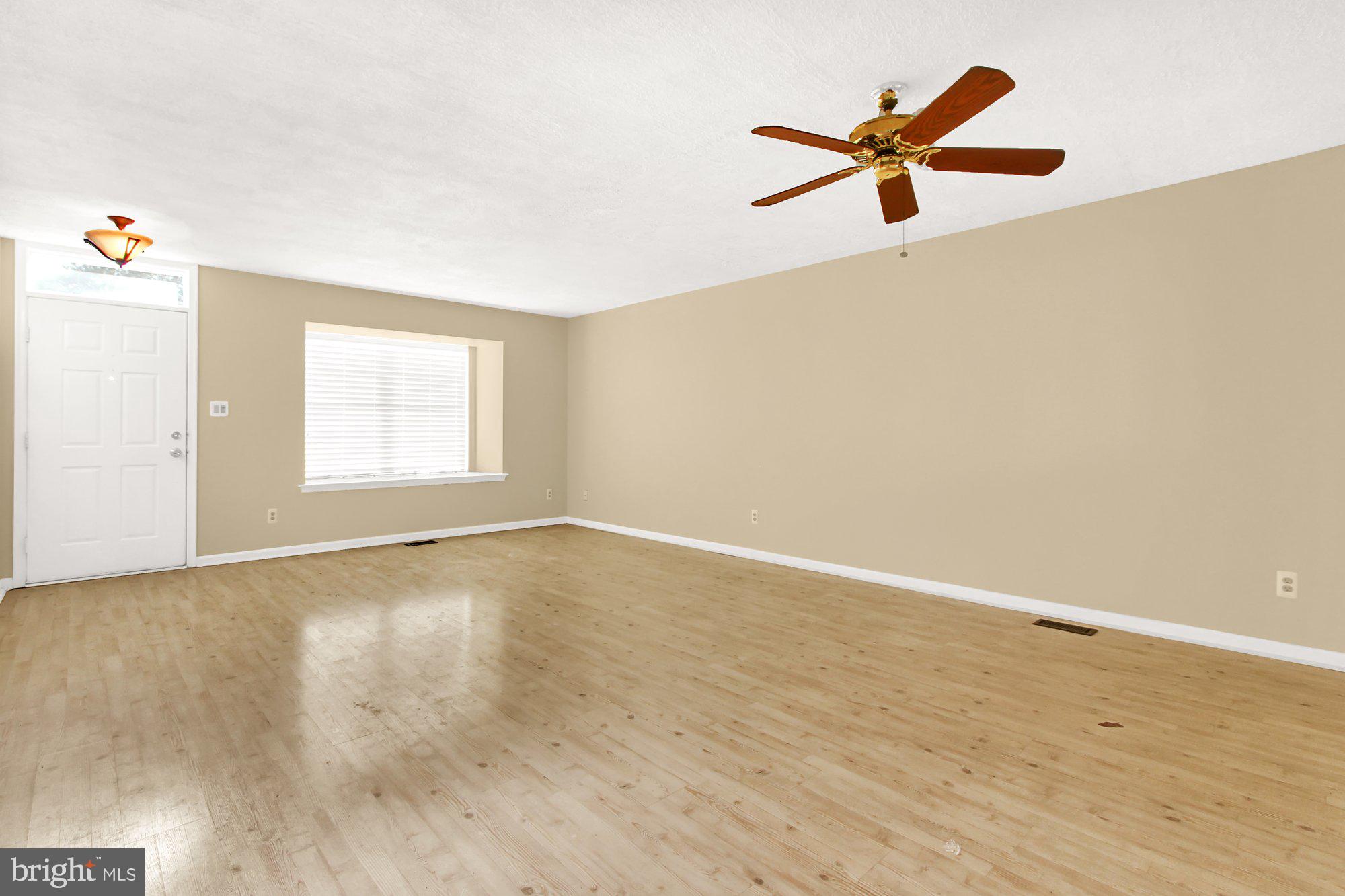 VILLAGE OF THOMAS RUN - Residential