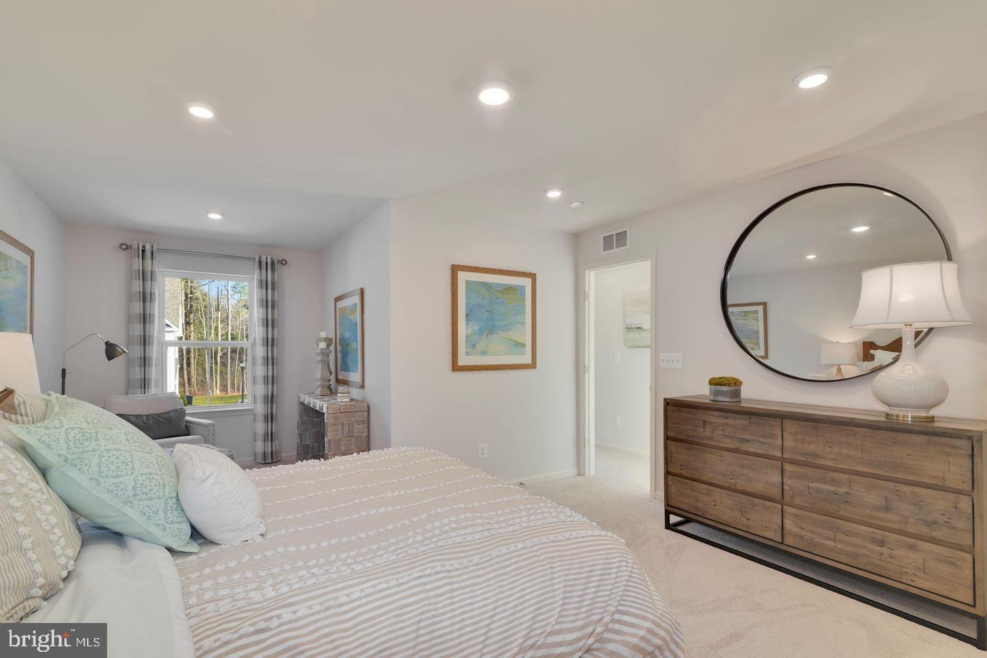 PERRY HALL - Residential
