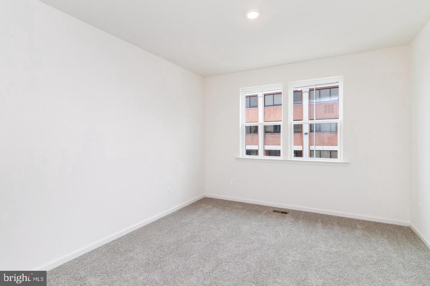 PERRY HALL - Residential
