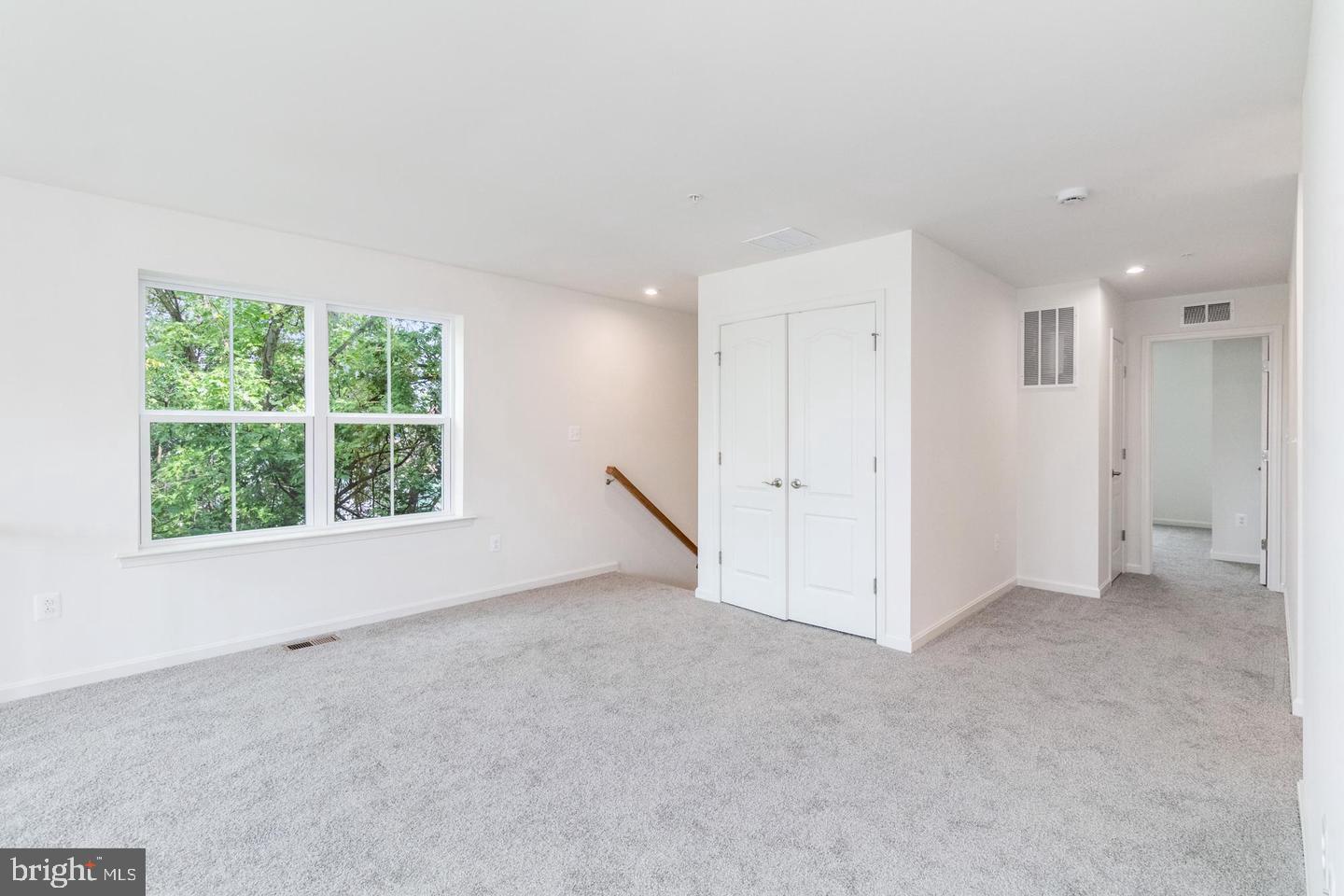 PERRY HALL - Residential