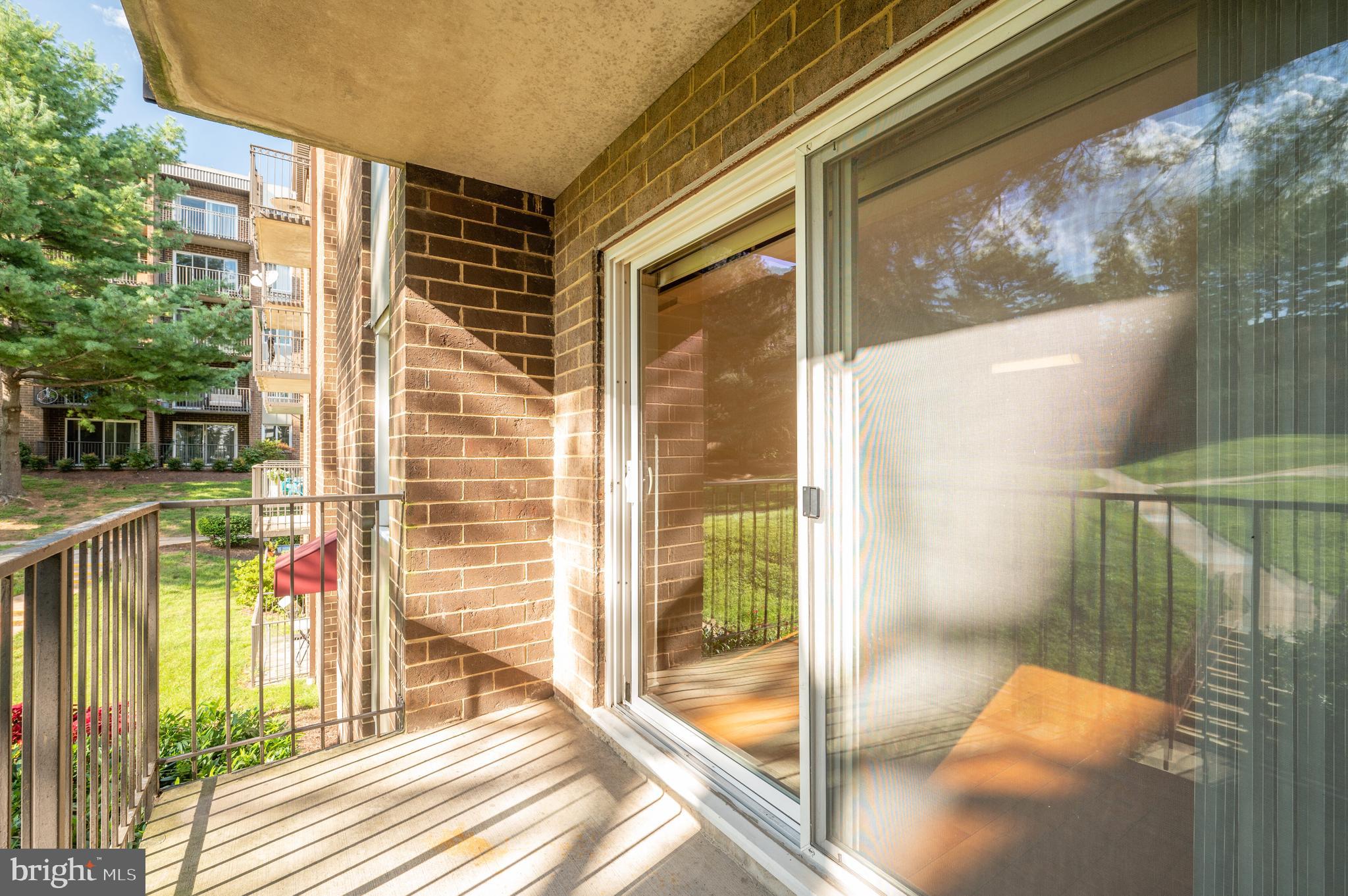 TWENTY-ONE - Residential