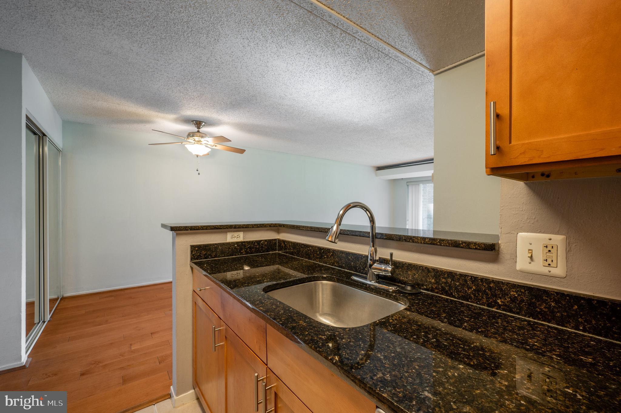 TWENTY-ONE - Residential