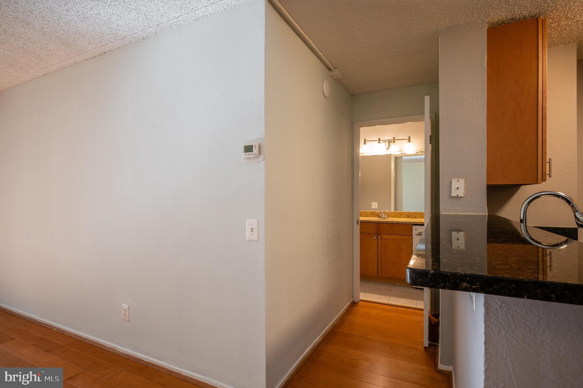 TWENTY-ONE - Residential