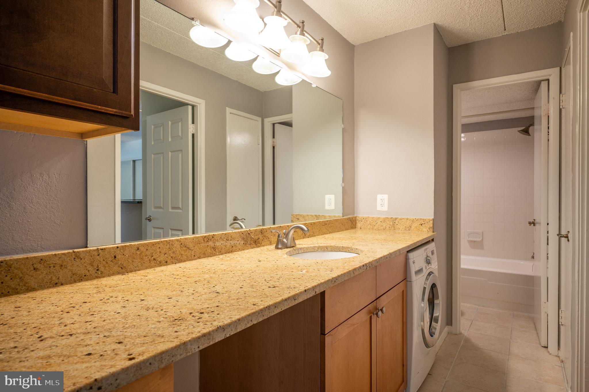 TWENTY-ONE - Residential