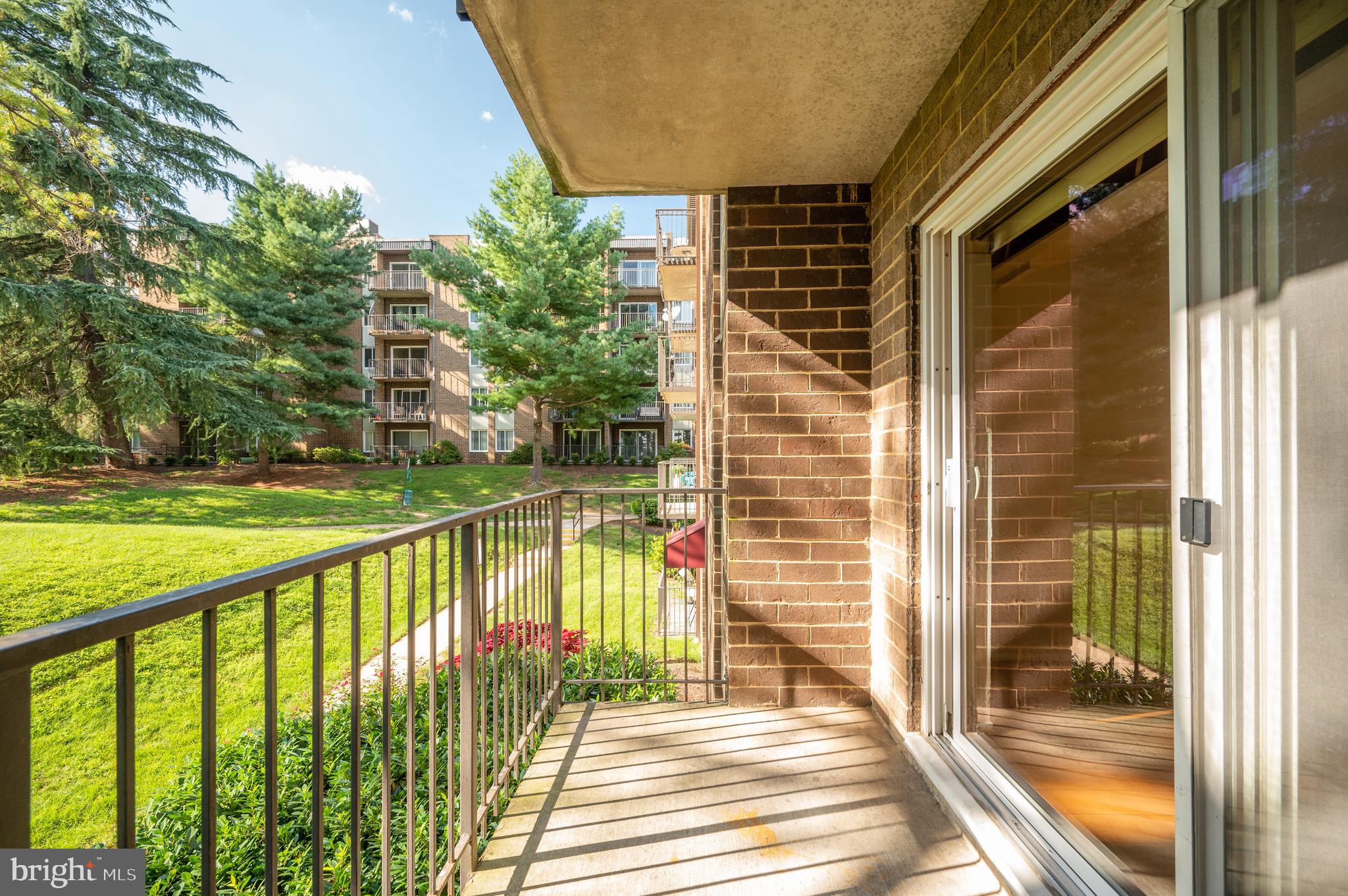 TWENTY-ONE - Residential