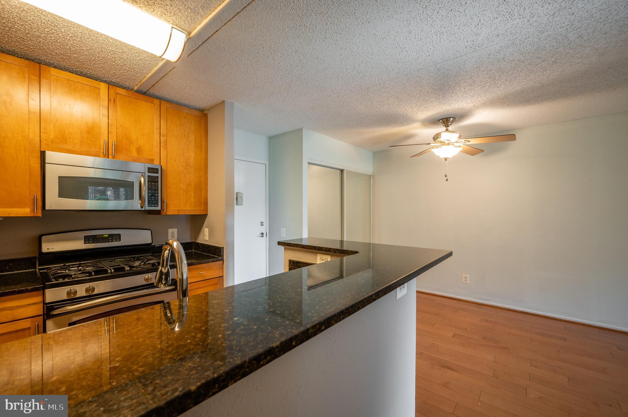 TWENTY-ONE - Residential