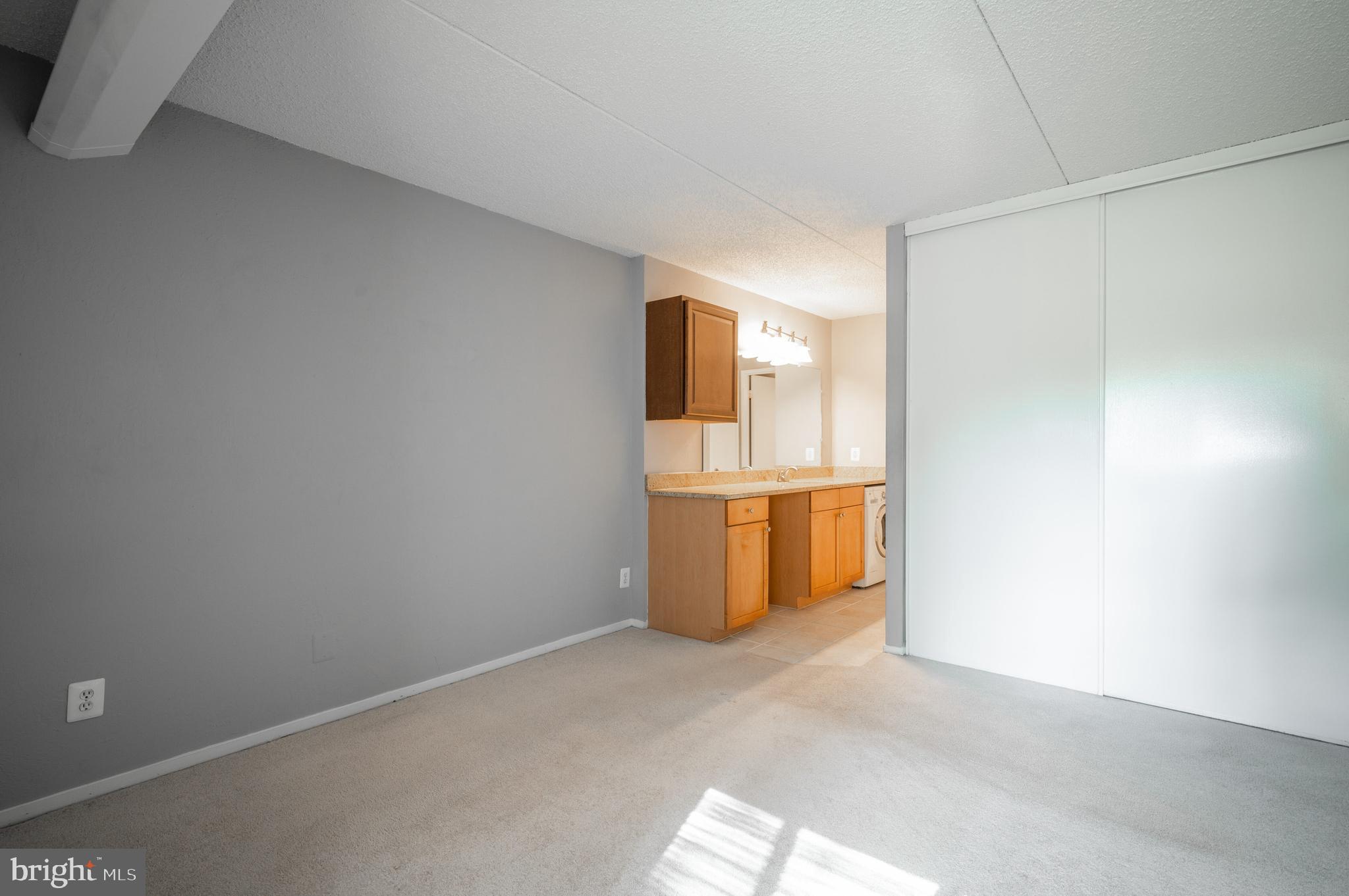 TWENTY-ONE - Residential