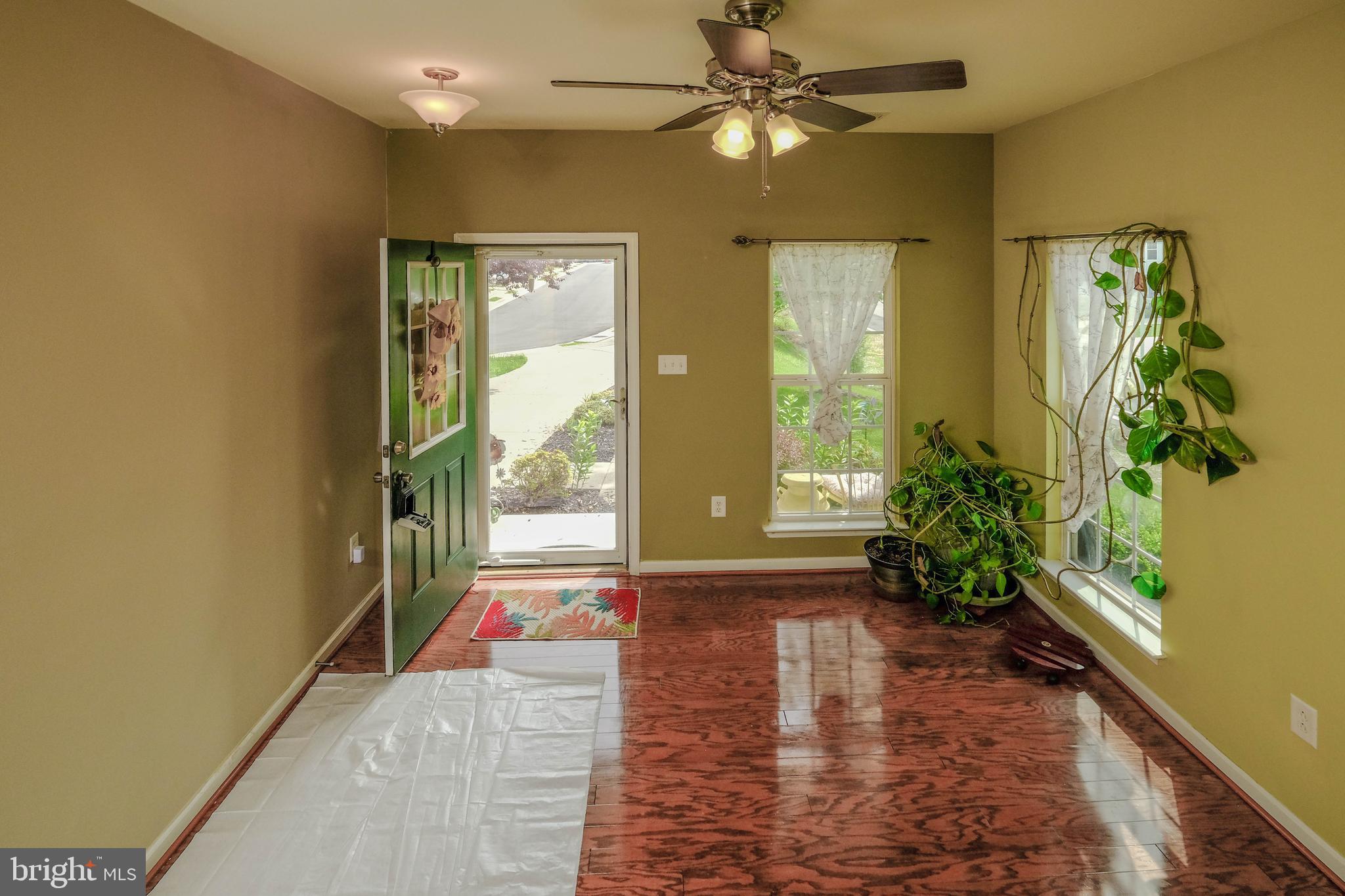 ARCHERS ROCK - Residential