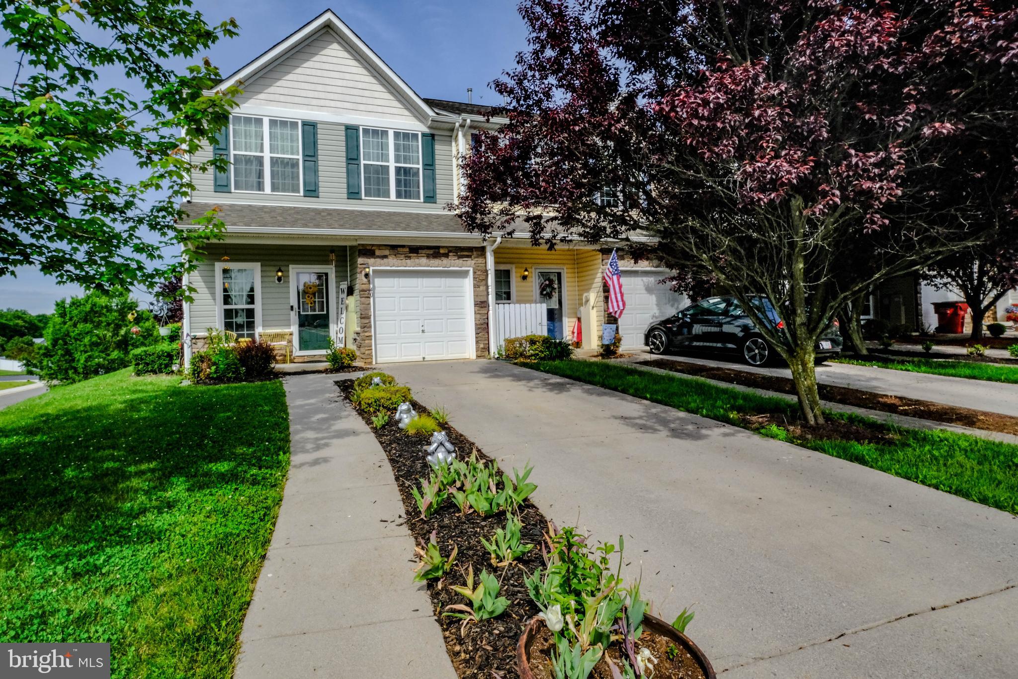 ARCHERS ROCK - Residential