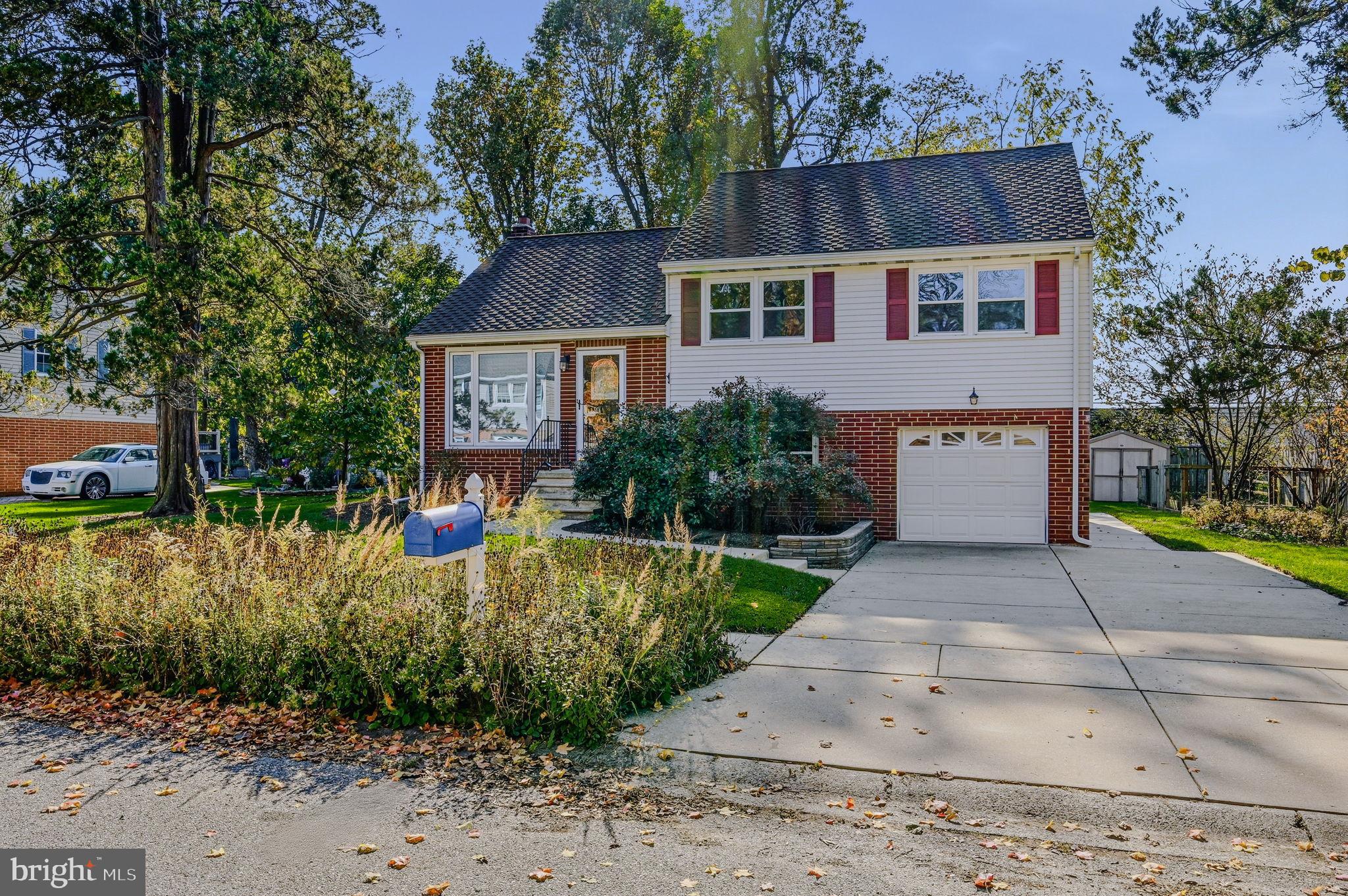 708 LOPER LANE