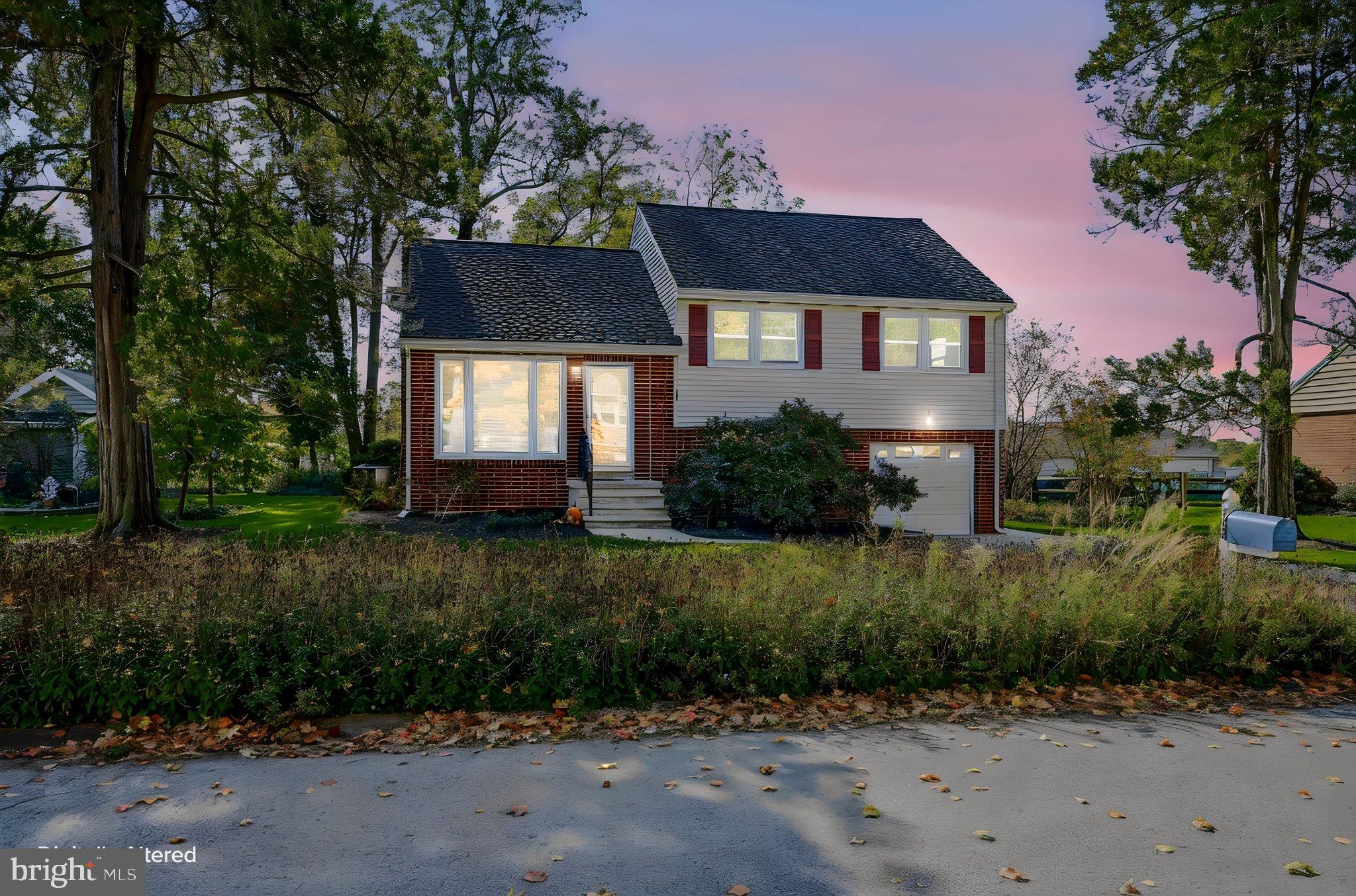 708 LOPER LANE
