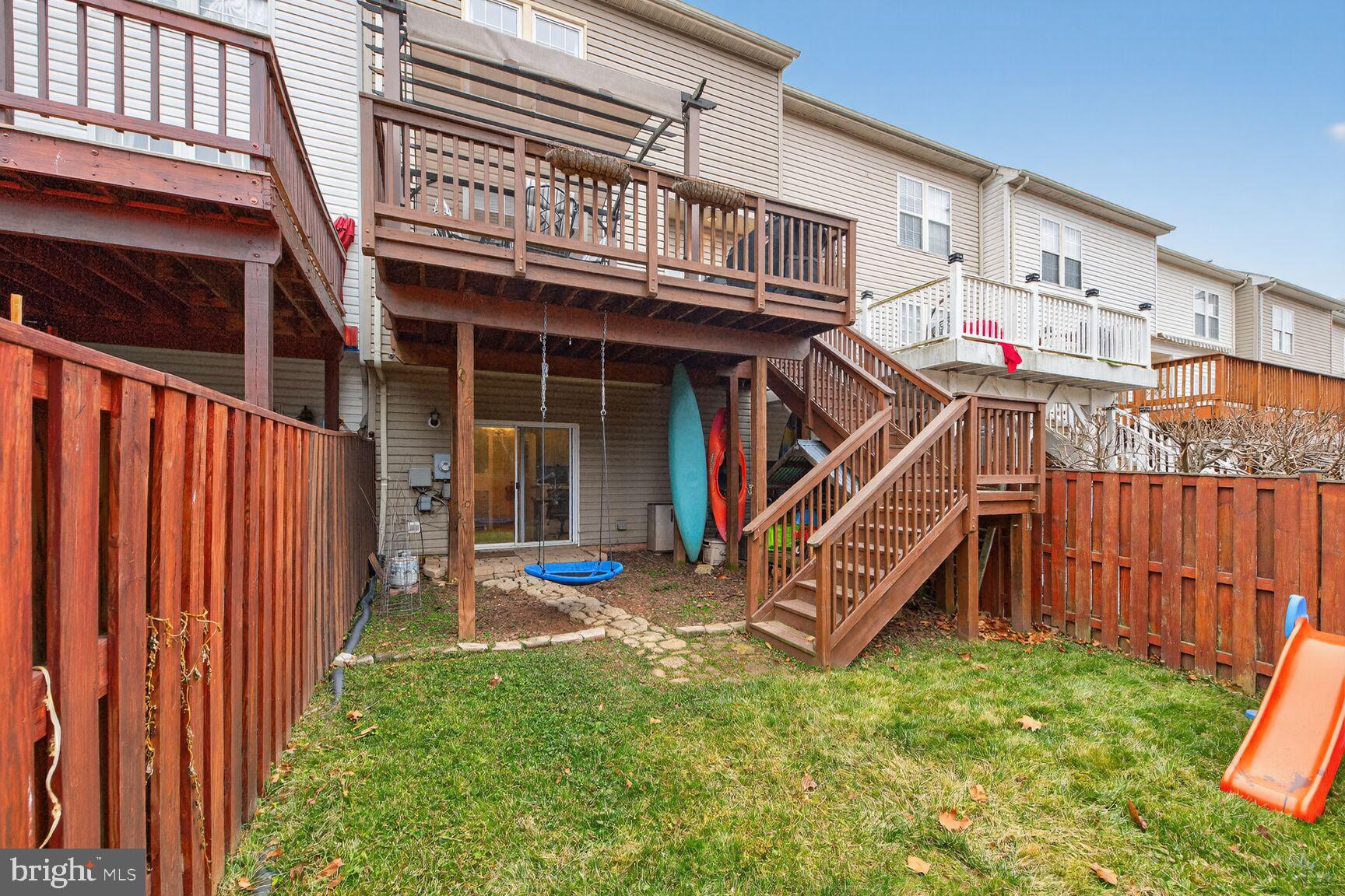 NORTHLAKE - Residential