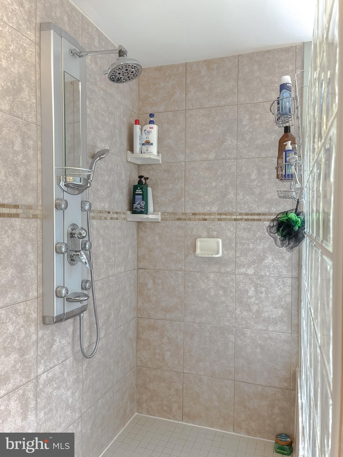 ARBORVIEW - Residential