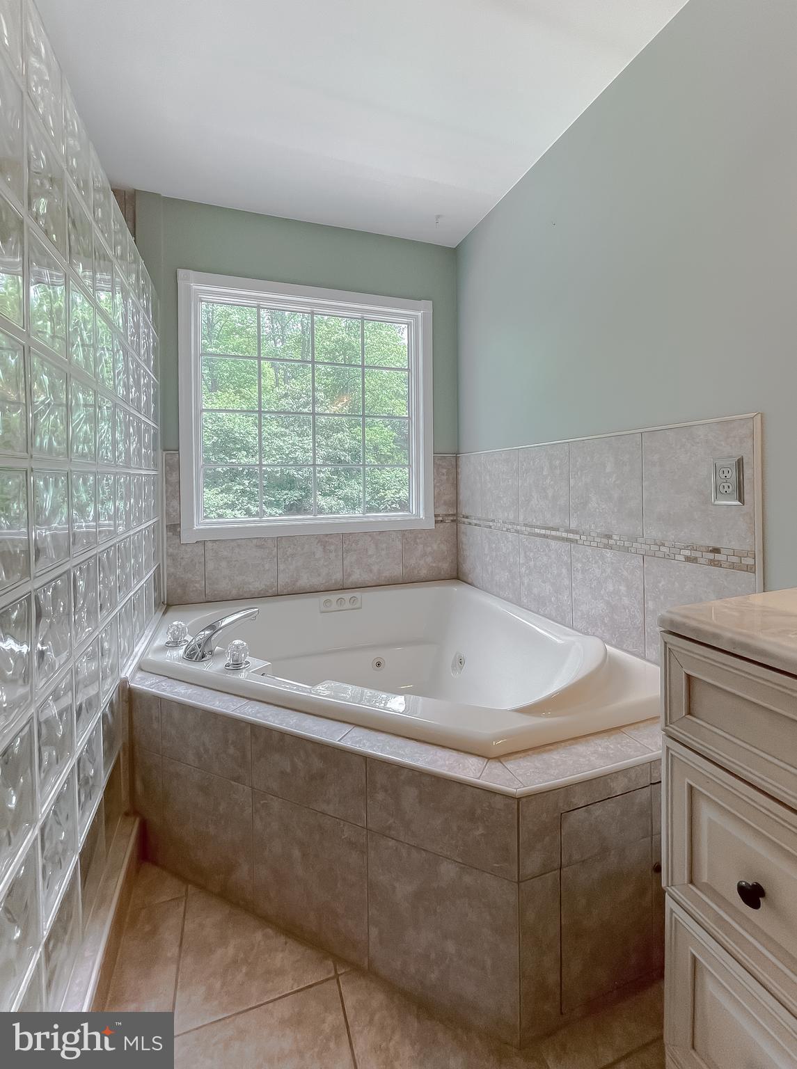 ARBORVIEW - Residential