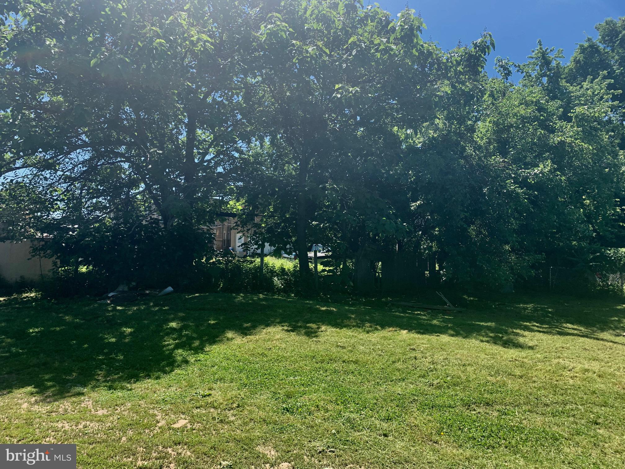 Large, level, interior lot in rapidly developing Strawberry Mansion. Plenty of new construction all around. Close to public transportation and minutes to Kelly Dr and I-76. Convenient to Fairmount Park, with the Strawberry Green Driving Range, Smith Family Playhouse, The Discovery Center, and Sedgely Woods Disc Golf all within walking distance. This could be the site of your next project! Drive-by, no appointment necessary. Offering includes 3020-R Euclid Ave and 3034 Euclid Ave, both properties total 10,066sqft.