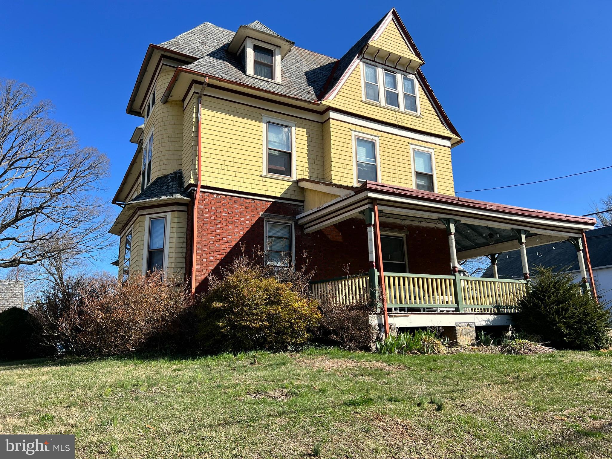 HISTORIC DISTRICT - Residential Income