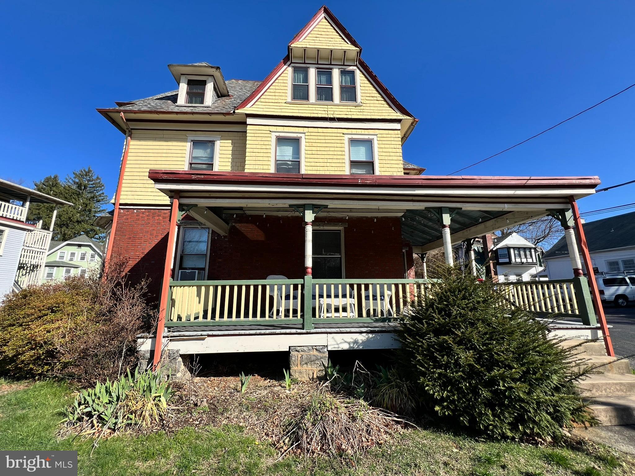 HISTORIC DISTRICT - Residential Income