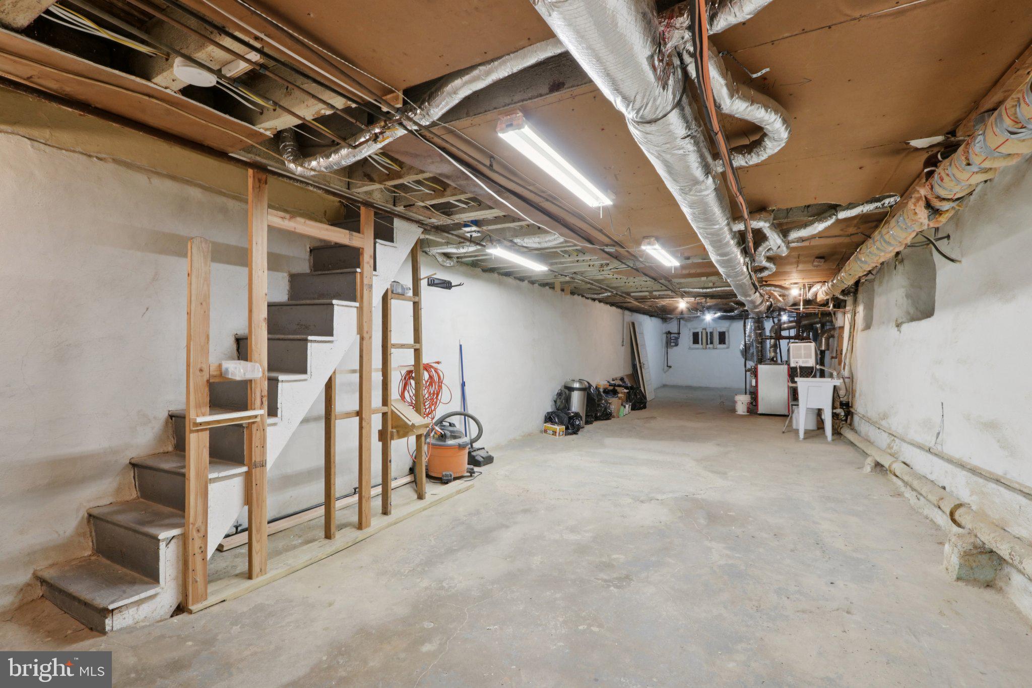 UNIVERSITY CITY - Residential