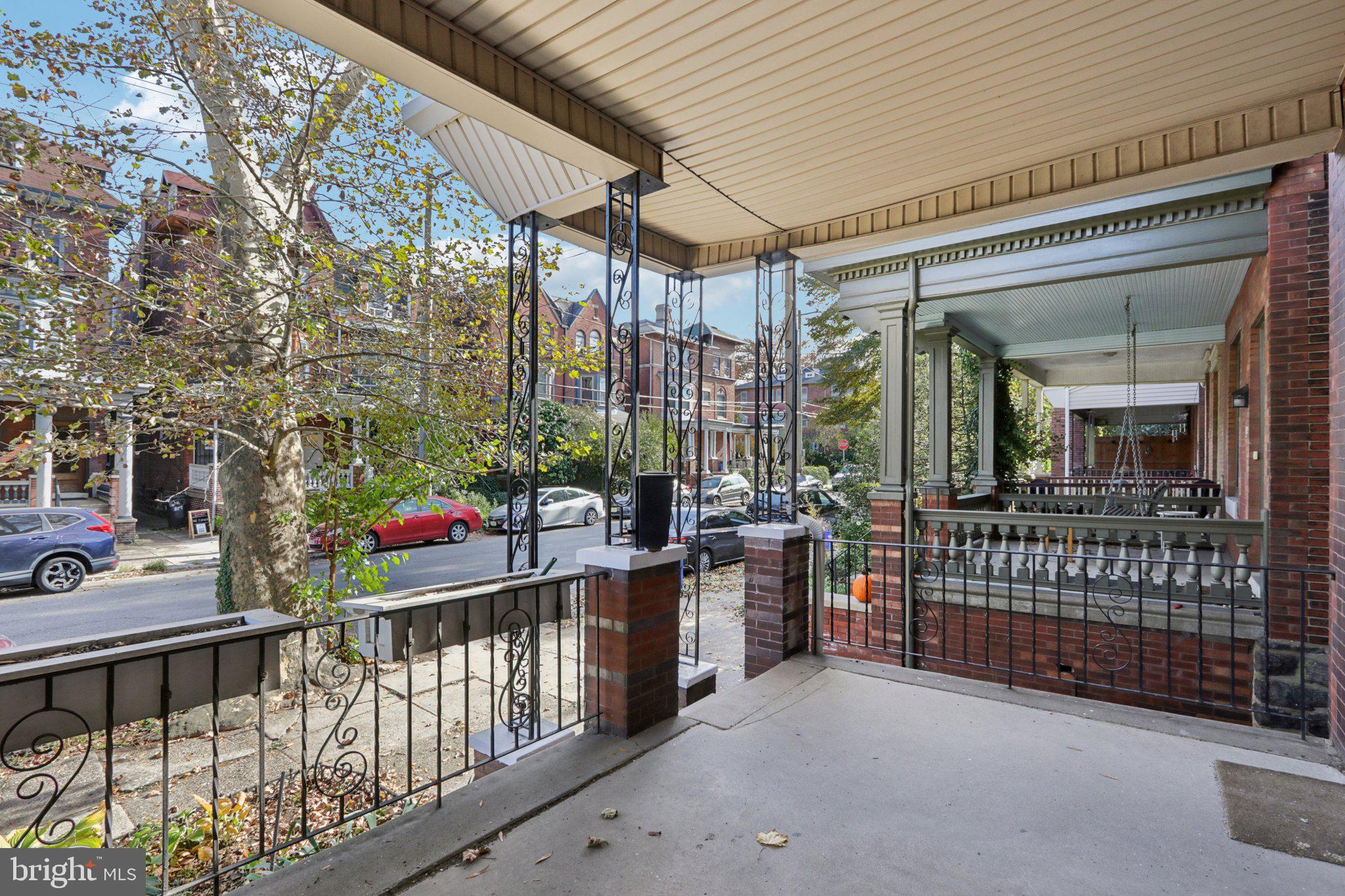 UNIVERSITY CITY - Residential