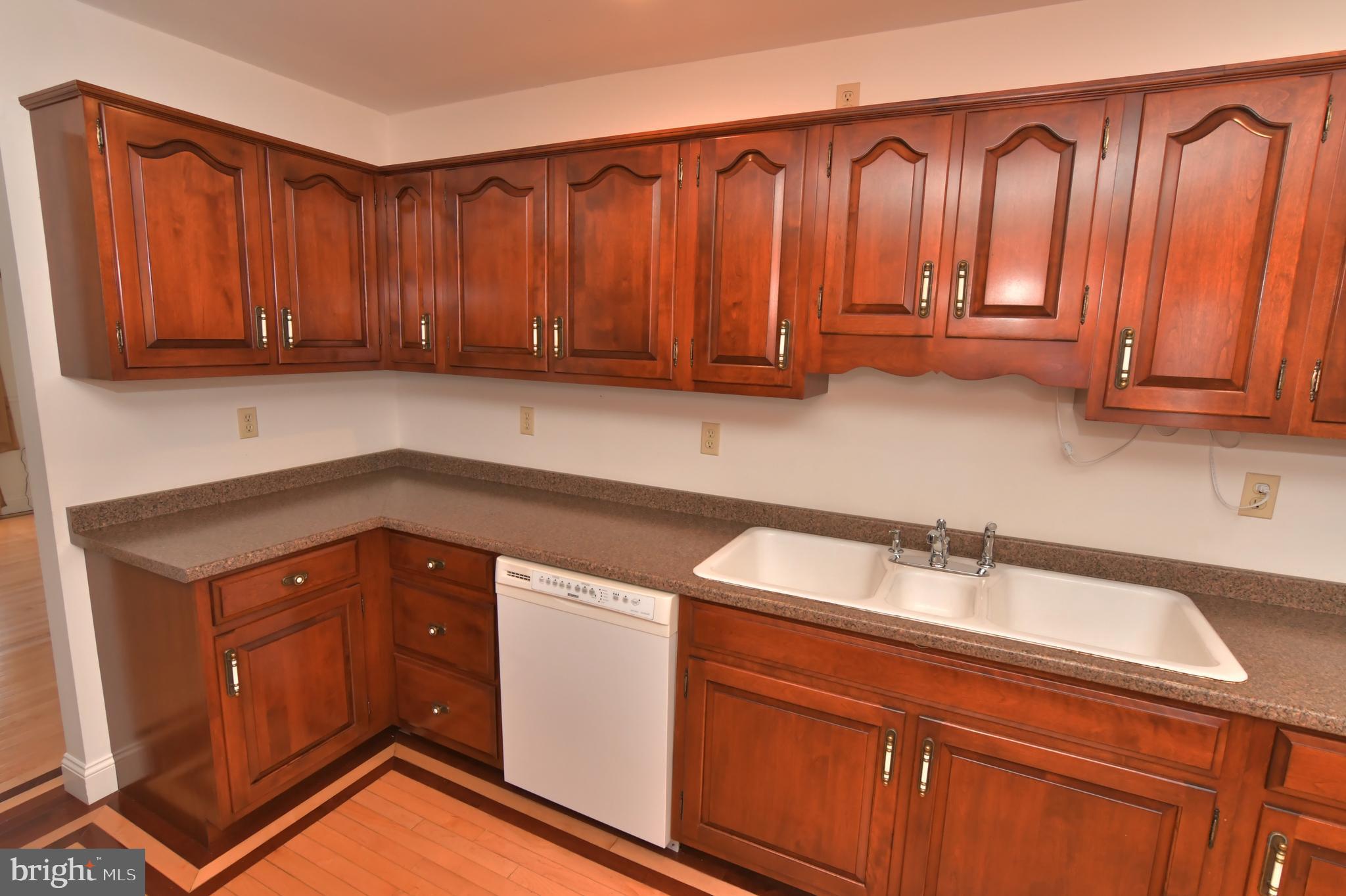 WATER VIEW ESTATES - Residential