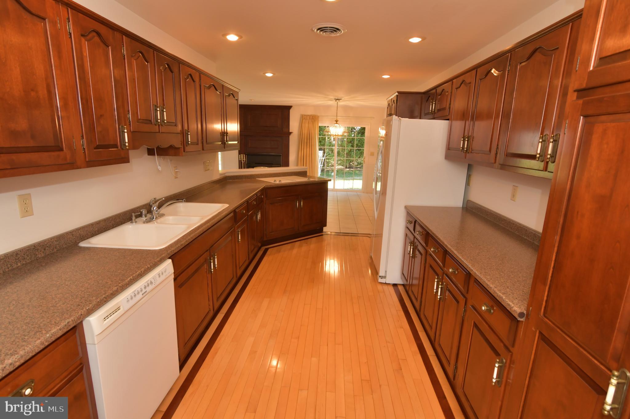 WATER VIEW ESTATES - Residential