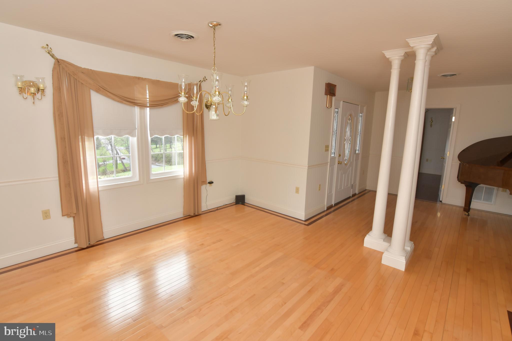 WATER VIEW ESTATES - Residential